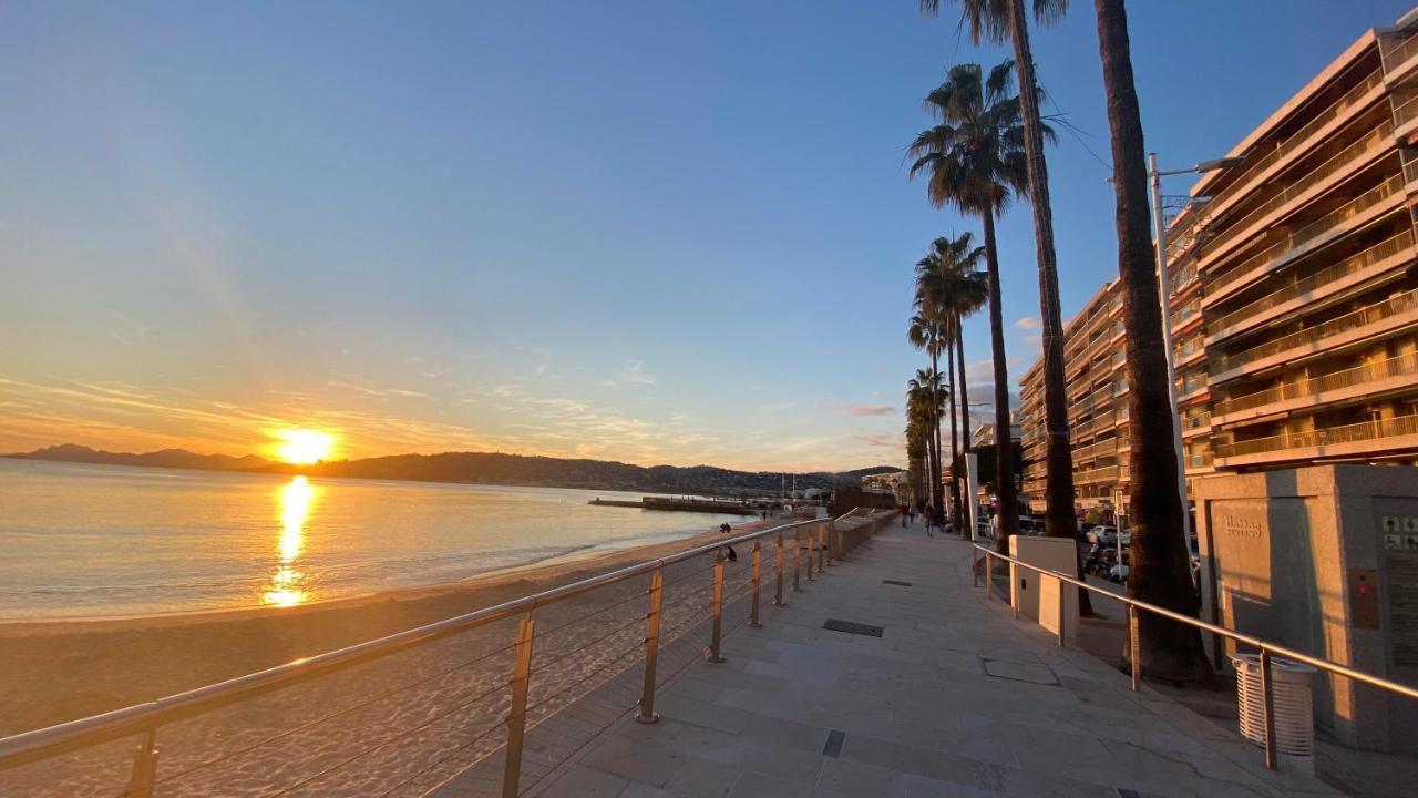 Beau Studio Centre Juan Les Pins A 300M Des Plages Antibes Exterior photo